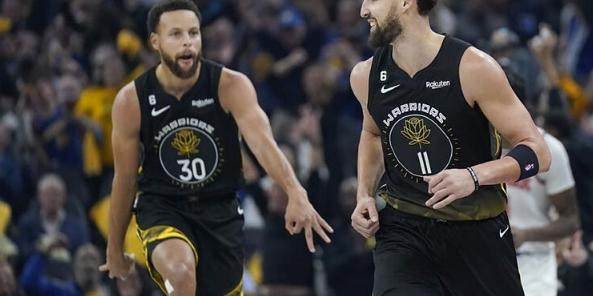 b体育app-休赛期最惨输家：快艇断臂求生 勇士摇摇欲坠