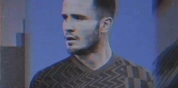 b体育app-压轴大戏！切尔西租萨乌尔 格子回马竞巴萨签德容