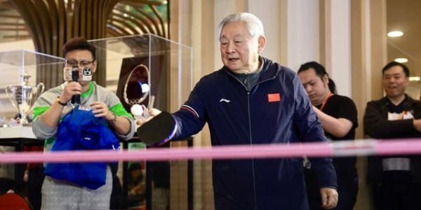b体育-全民参与“一道乒 乓乓响”，在上海接住这只穿越百年的小白球|乒乓球|乒乓|徐寅生|国际乒乓球联合会|世界乒乓球锦标赛_新浪新闻