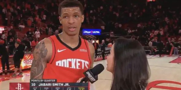 轰18+7拯救火箭！队友一直相信我，小贾感谢全队，乌度卡也清醒了