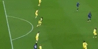 b体育下载-【欧冠】梅西双响超贝利 姆巴佩2射1传 巴黎4比1胜