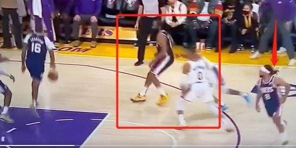 b体育下载-【观点】打不好的韦少底薪都不如 打得好值2000万