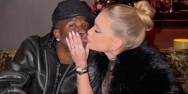 b体育官网-维修斯ins发文引皇马球迷关注|足球|皇家马德里_新浪体育_新浪新闻